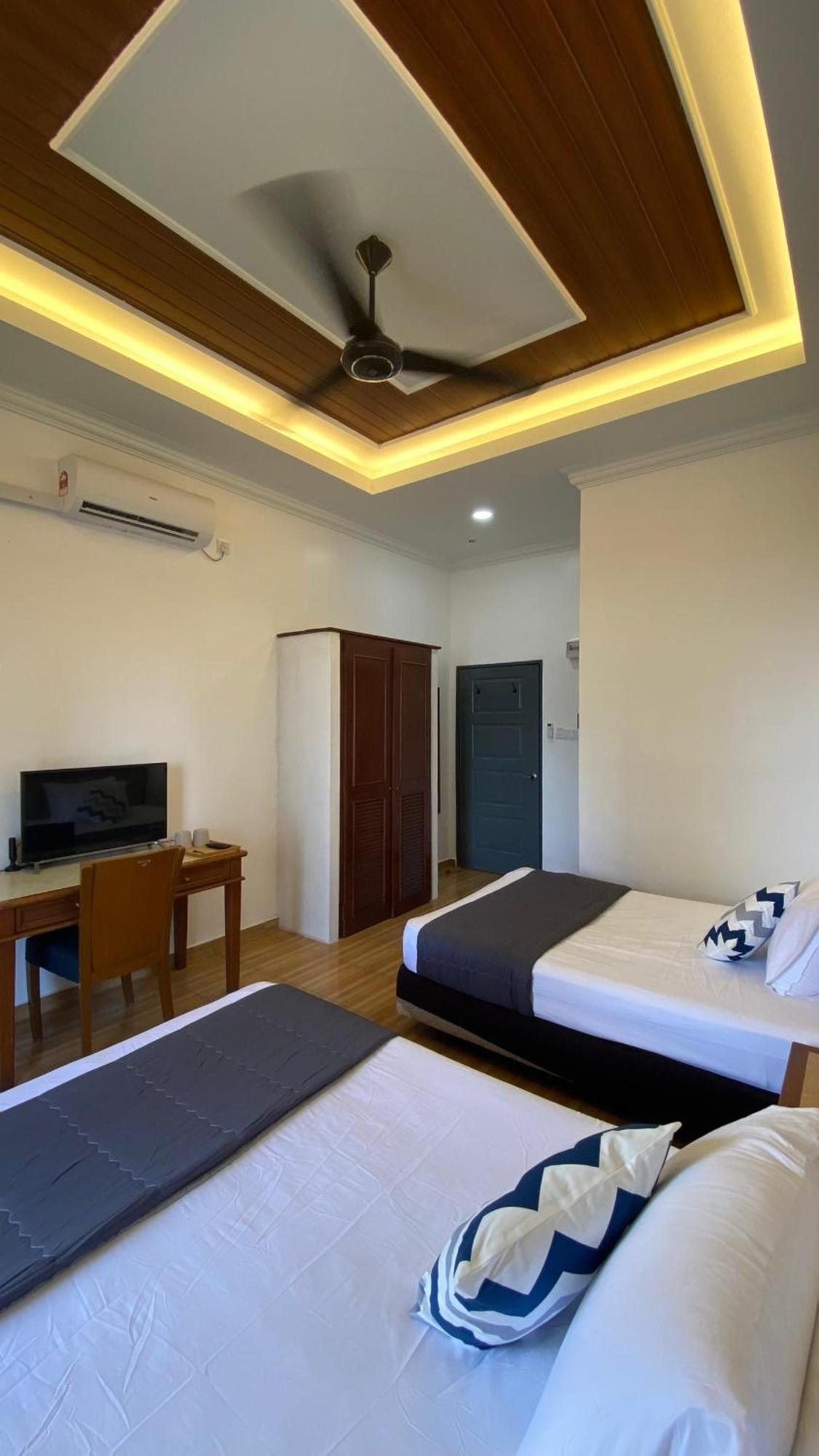 Eleven25 Roomstay Dungun Bagian luar foto