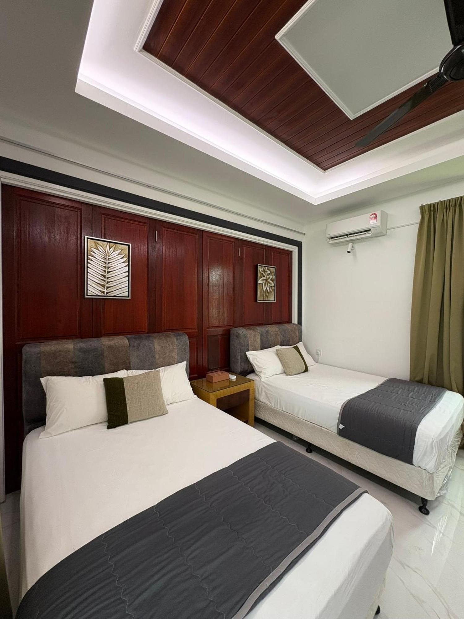 Eleven25 Roomstay Dungun Bagian luar foto